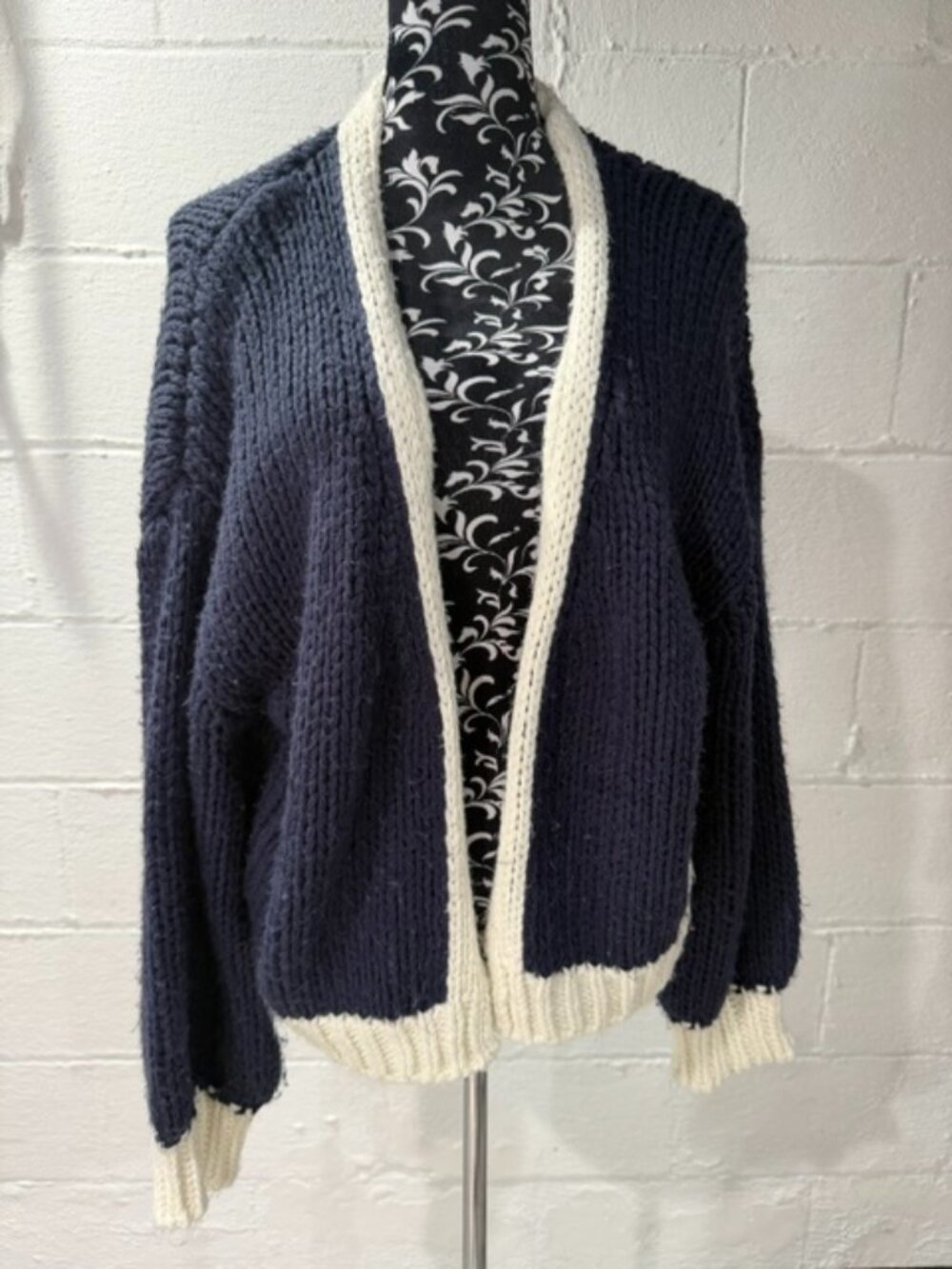 EDIKTED Navy Blue & Cream Contrast Chunky Knit Open Front Cardigan XS/S